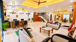 Mauryan Signature hotel Near Yashobhoomi - 6