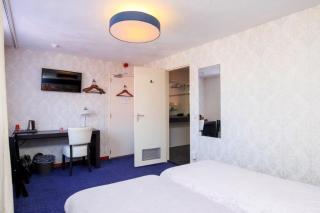 Group Accommodation in Makkum - 2