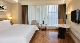 YUN-RAY Ambassador Hotel - 2