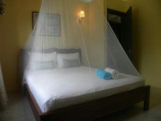 Flic Sands Villa - 2