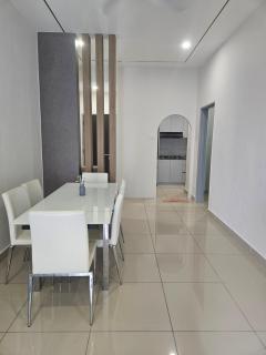 KSL Residence 2 by Shan Homestay - 9