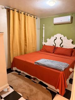 Grand Two Bedroom Apt - 6
