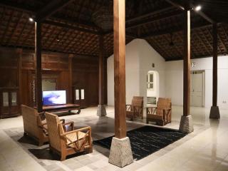 Trah Tetirah Village Villa - 4