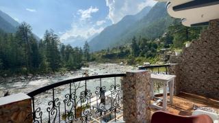 Shanti Cafe - Signature Stays Kasol - 6