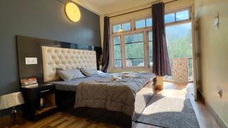 Shanti Cafe - Signature Stays Kasol - 8
