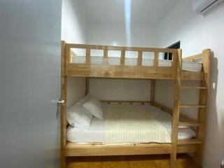 Family Room for 12 guests - 8