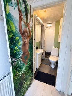 Aarhus Guesthouse - Free parking & self check-in - 2