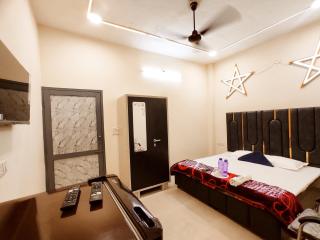 HOTEL J PRIME - Unit I - For Families, Corporates, Students, Couples - 7
