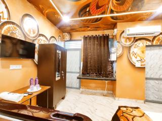 HOTEL J PRIME - Unit I - For Families, Corporates, Students, Couples - 2