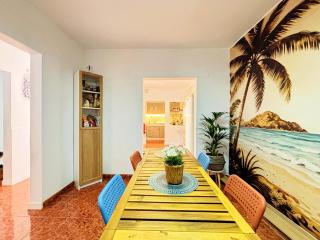 Hostel Banana Surf House - 0