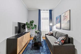 Modern 1BR I 2 Queen Beds I Near Center - 8