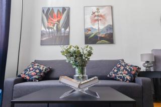 Modern 1BR I 2 Queen Beds I Near Center - 6