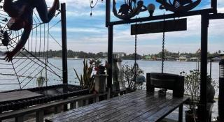 Glorilla Amphawa Riverside - 2