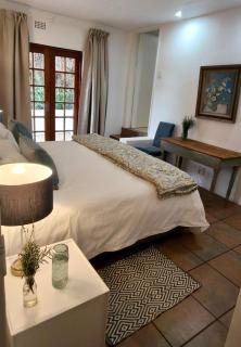 The Bardolino Artists Retreat - 4