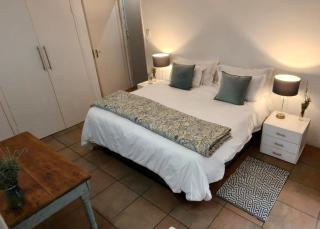 The Bardolino Artists Retreat - 6