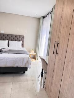 The Velvet House - 4