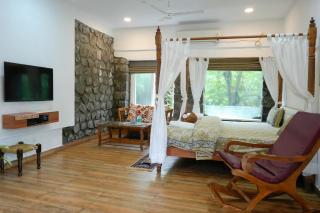 Eshi Resorts and Restaurant - Bhimashankars Jungle Luxury Resort - 4