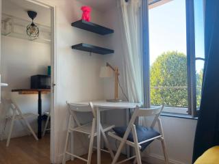 Le studio Aigle - proche quais rive droite - 249 - 2