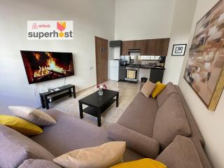 Luxury apartment near Airport - 0