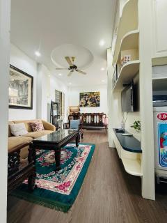 Ductaigallery's Entire Apt & Heart of Bui Vien - 2