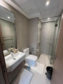 luxury 3 bedrooms apartment in azizi riviera 16 - 1