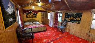 shah houseboat - 4