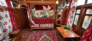shah houseboat - 2