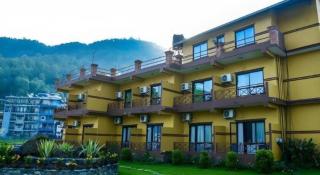 Hotel Lakefront - 3
