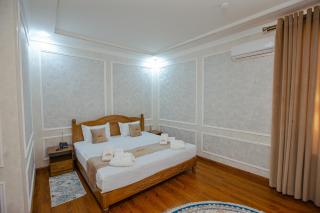 Shergiron Inn Boutique - 6