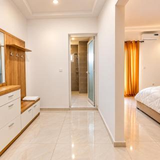Deux Chambres Salon Continental - 1