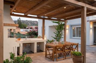 Villa Yiayia Relaxing by the sea and Heated pool - 5