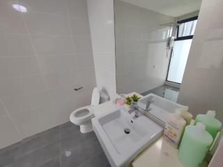 Mid Valley Southkey Mall - 24-7 Support - Netflix - Infinity Pool - 6