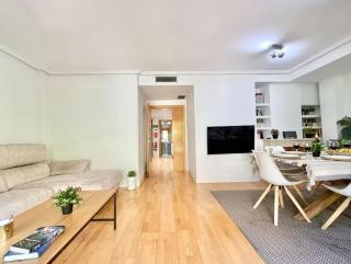 R -Premium 7 Bdr Villa Terrace & Parking by TuriVida D - 3