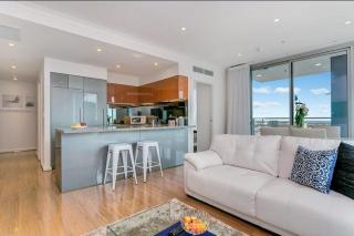 Adelaide Central Skyline Panoramic Suite Six - 5