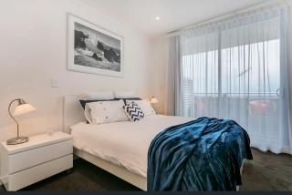 Adelaide Central Skyline Panoramic Suite Six - 3