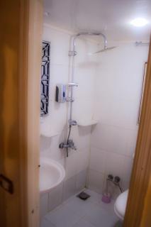 Hadi Guest House - 4