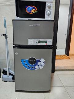 Spacious 2-Bedroom Apartment Fully Equipped Kitchen - 3