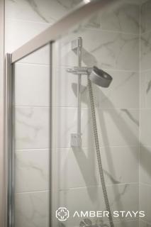 Cosy 2 Bed Apartment in Reading by Amber Stays - Perfect for Business & Contractors FREE Parking - 5