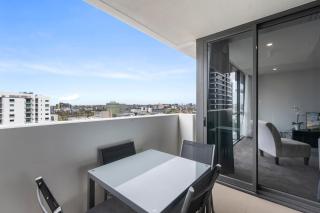 Hearty Milton Apartments - 3