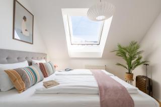Avina Suites Favorite - Vienna - 9