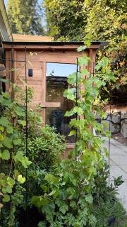 Private Guesthouse Near Seattle & Bellevue - 7