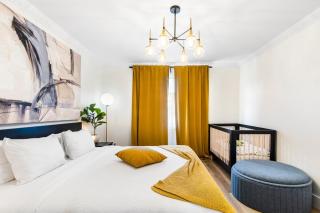 The Laval Luxe 3BR King Bed Free Parking - 0