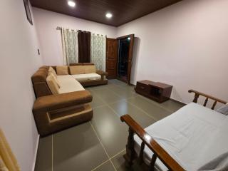 The Estate Home - 6