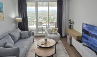 Skyline View Apartment - 35th Floor, Cevahir Tower Skopje - 0