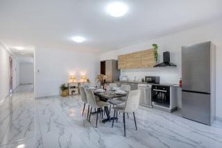 New to the market - Rare find, 6 Bedroom with valley view in Swieqi by SF HOMES - 8