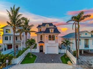 Serendipity Deux -Luxury Beachfront Pool & Spa - Golf Cart -Elevator - 9