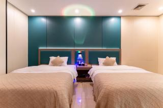 Foshan Jiabo Business Hotel - 1