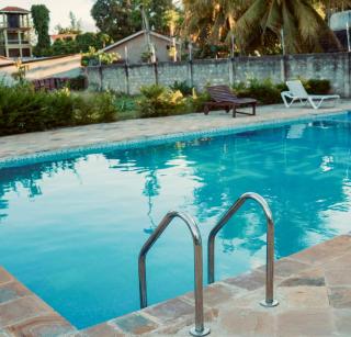 Blackeuropean Penthouse Diani - 5