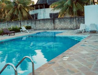 Blackeuropean Penthouse Diani - 6
