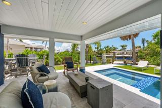 Beach Bliss -Waterfront Pool & Spa -Dock Golf Cart & Boat Lift - 6